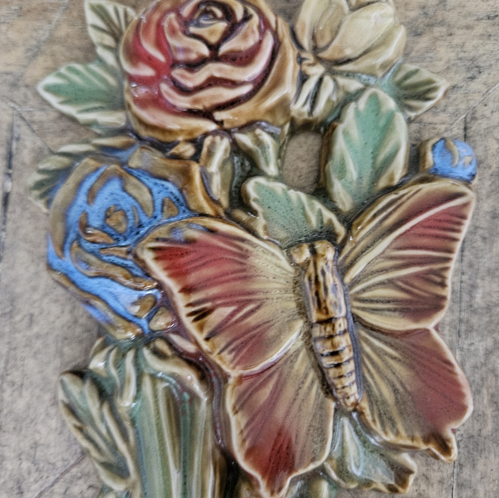 Butterfly 🦋 Floral Decoration! - Picture 4 of 8